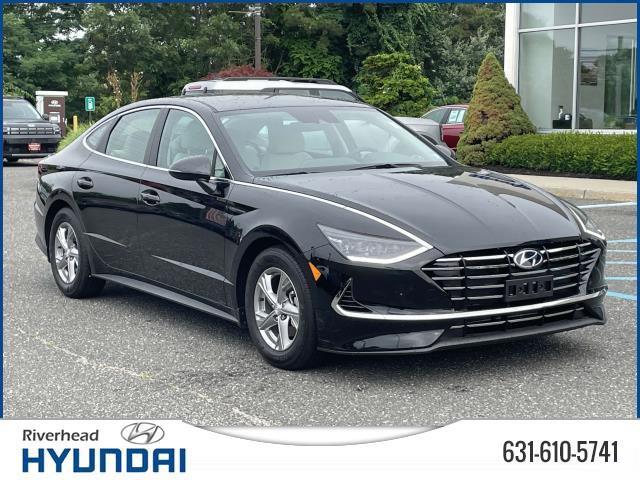 Used 2023 Hyundai Sonata SE with VIN KMHL24JA8PA330538 for sale in Riverhead, NY