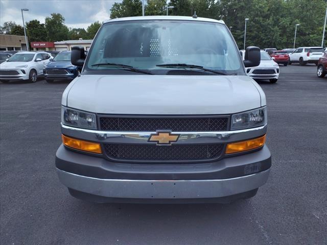 Used 2022 Chevrolet Express Cargo Work Van with VIN 1GCWGAFP5N1160117 for sale in North Olmsted, OH