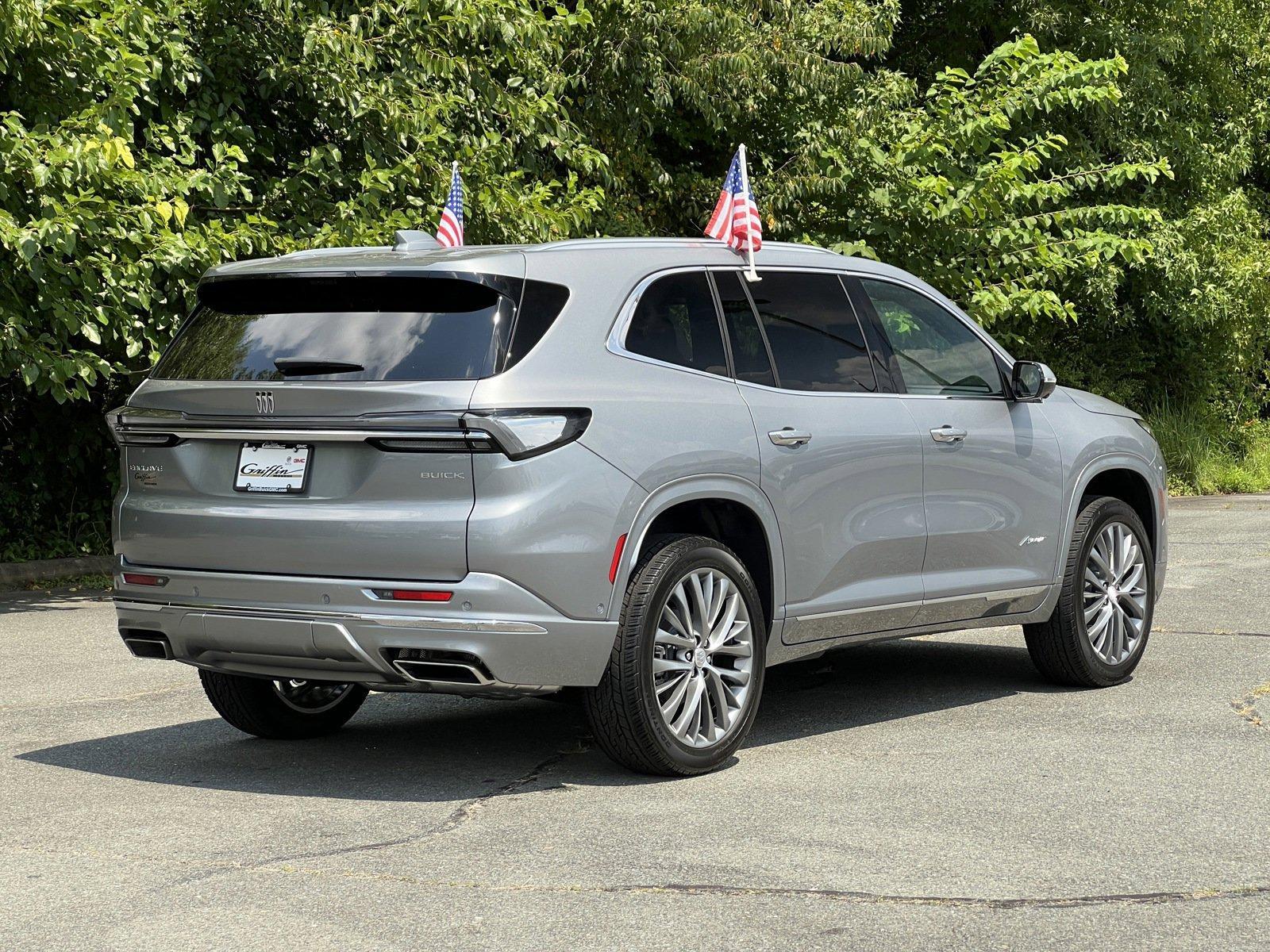 2025 Buick Enclave Vehicle Photo in MONROE, NC 28110-8431