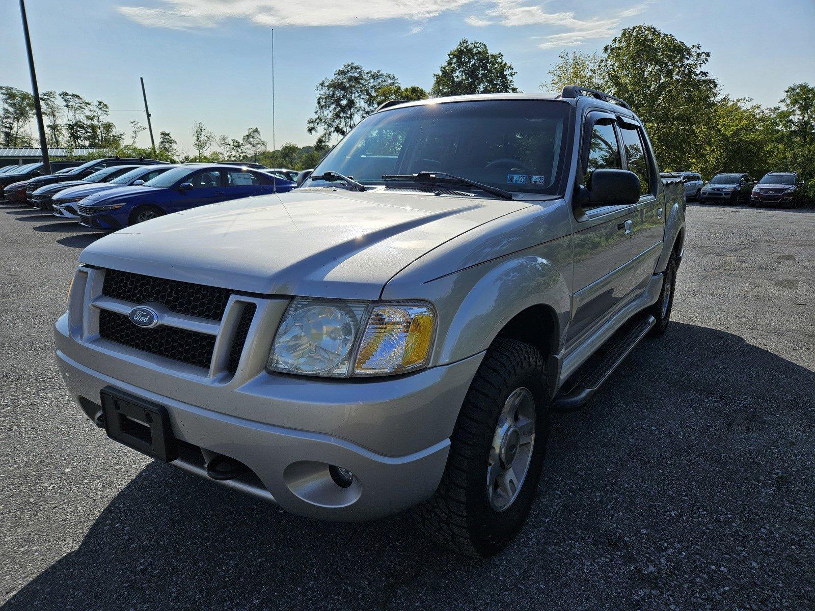 2004 Ford Explorer Sport Trac Vehicle Photo in Harrisburg, PA 17111