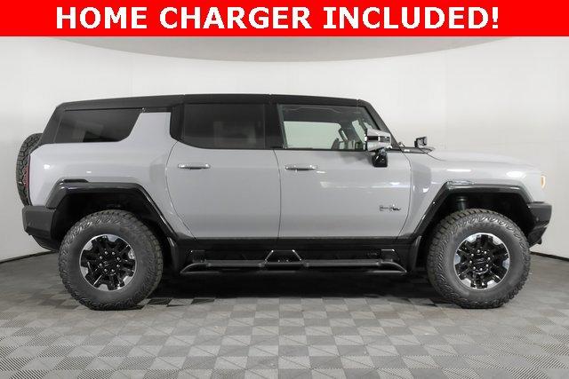 2024 GMC HUMMER EV SUV Vehicle Photo in PUYALLUP, WA 98371-4149