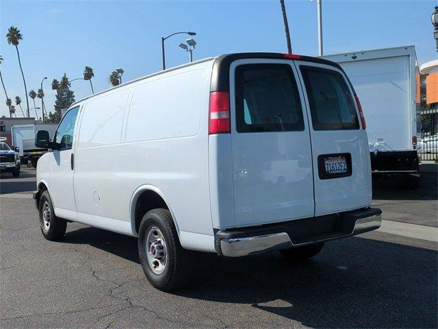 2016 GMC Savana Cargo Van Vehicle Photo in PASADENA, CA 91107-3803