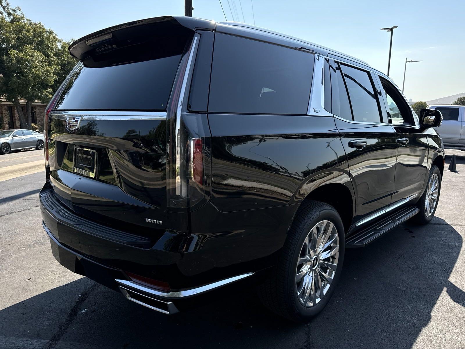 2023 Cadillac Escalade Vehicle Photo in DALLAS, TX 75209-3016