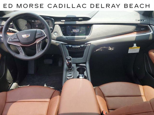 2024 Cadillac XT5 Vehicle Photo in DELRAY BEACH, FL 33483-3294