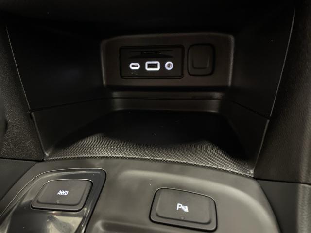 2024 Chevrolet Equinox Vehicle Photo in ROGERS, MN 55374-9422