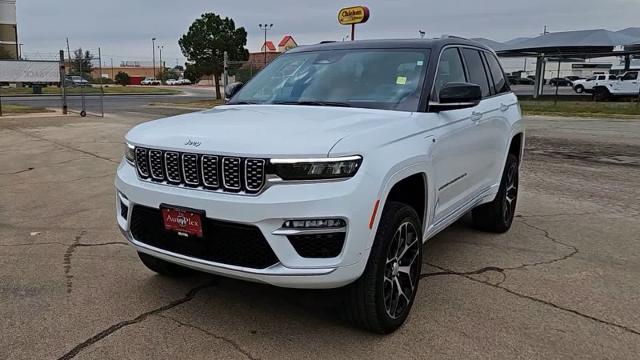 2022 Jeep Grand Cherokee 4xe Vehicle Photo in San Angelo, TX 76901