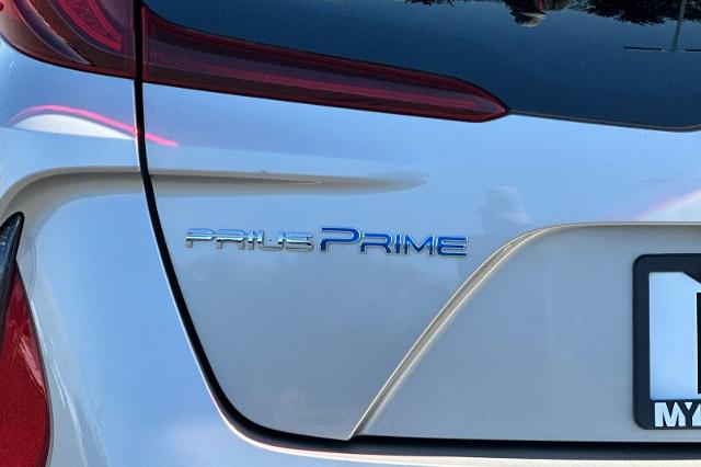 2017 Toyota Prius Prime Vehicle Photo in SALINAS, CA 93907-2500