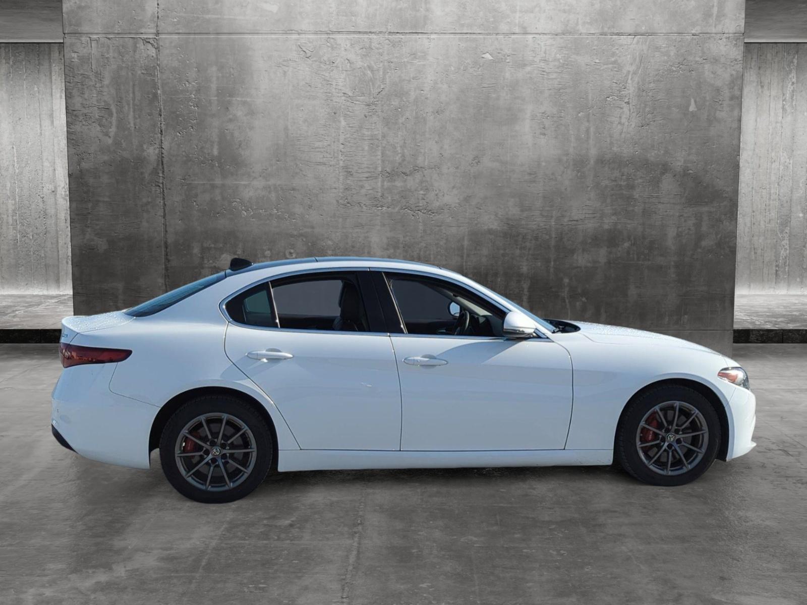 2019 Alfa Romeo Giulia Vehicle Photo in Ft. Myers, FL 33907