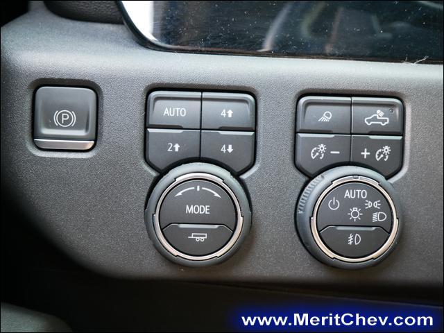 2022 Chevrolet Silverado 1500 Vehicle Photo in MAPLEWOOD, MN 55119-4794