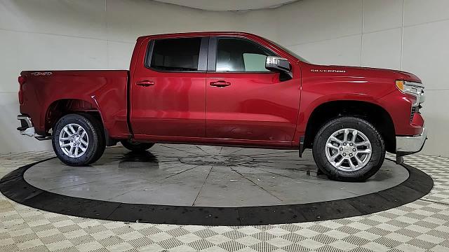 2024 Chevrolet Silverado 1500 Vehicle Photo in JOLIET, IL 60435-8135