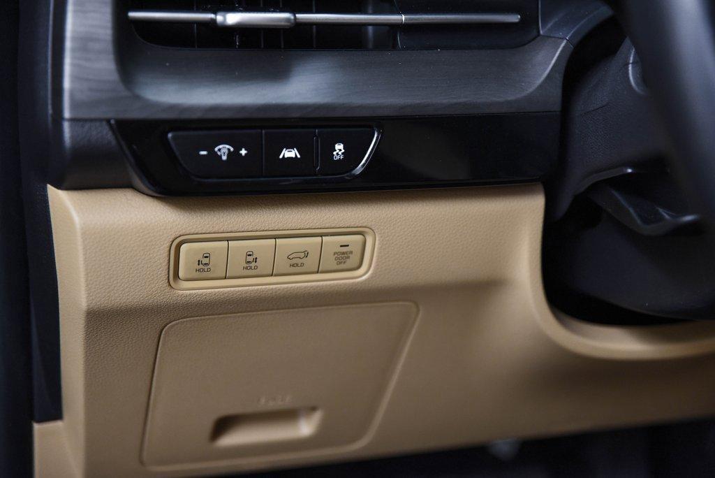 2022 Kia Carnival Vehicle Photo in AKRON, OH 44303-2185