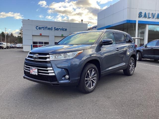 2019 Toyota Highlander Vehicle Photo in Gardner, MA 01440