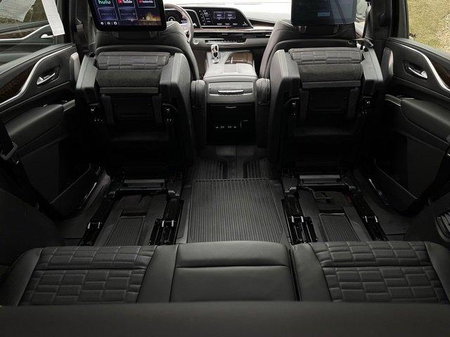 2023 Cadillac Escalade Vehicle Photo in GREELEY, CO 80634-4125