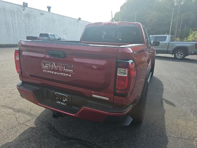 2024 GMC Canyon Vehicle Photo in GLENSHAW, PA 15116-1739