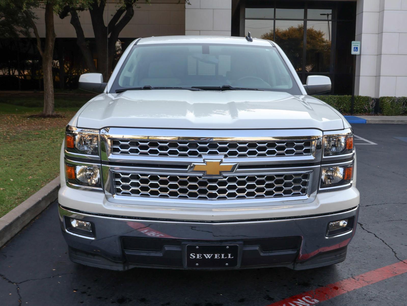 Used 2015 Chevrolet Silverado 1500 LT with VIN 3GCPCREC4FG454477 for sale in Dallas, TX