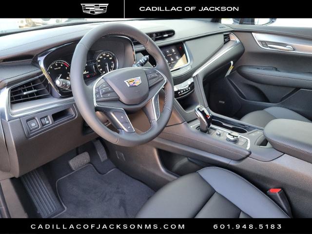 2025 Cadillac XT5 Vehicle Photo in RIDGELAND, MS 39157-4406