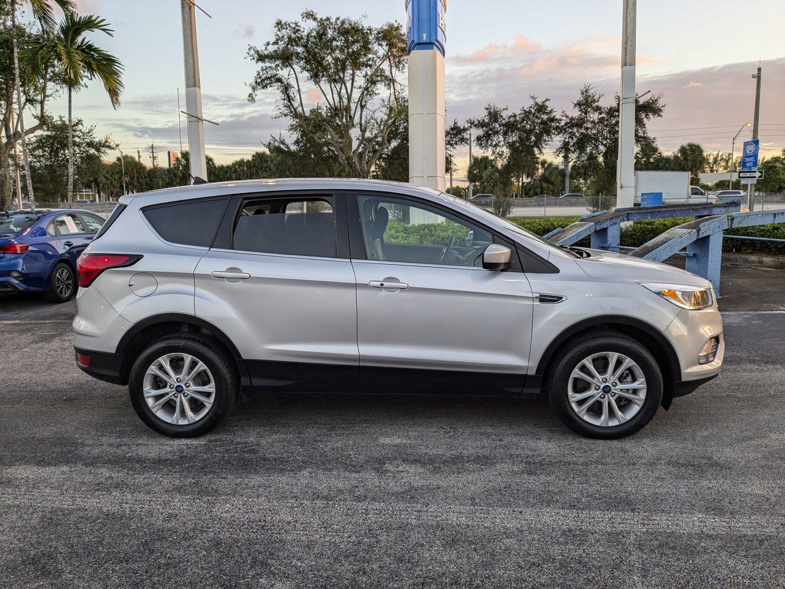 2019 Ford Escape Vehicle Photo in Miami, FL 33015