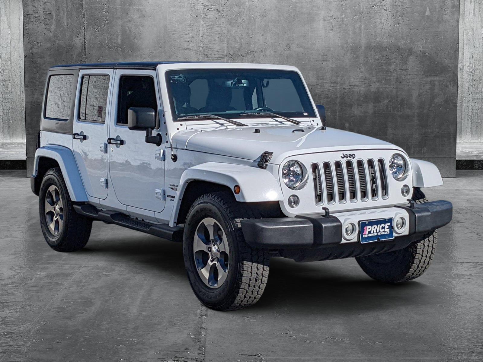 2016 Jeep Wrangler Unlimited Vehicle Photo in VALENCIA, CA 91355-1705