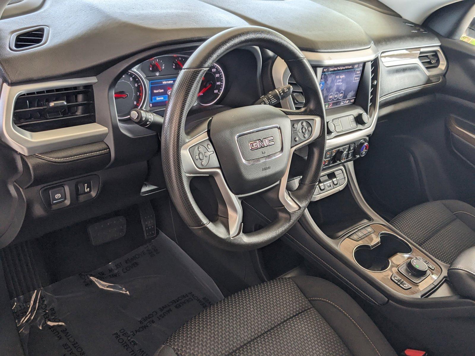 2022 GMC Acadia Vehicle Photo in Miami, FL 33015