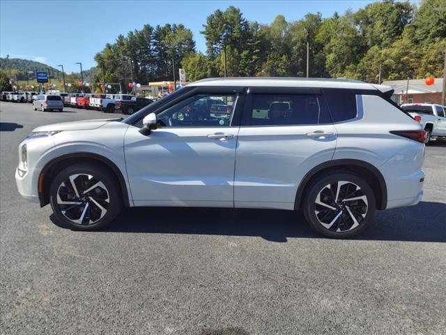 Used 2022 Mitsubishi Outlander SEL with VIN JA4J4VA81NZ029689 for sale in Castlewood, VA