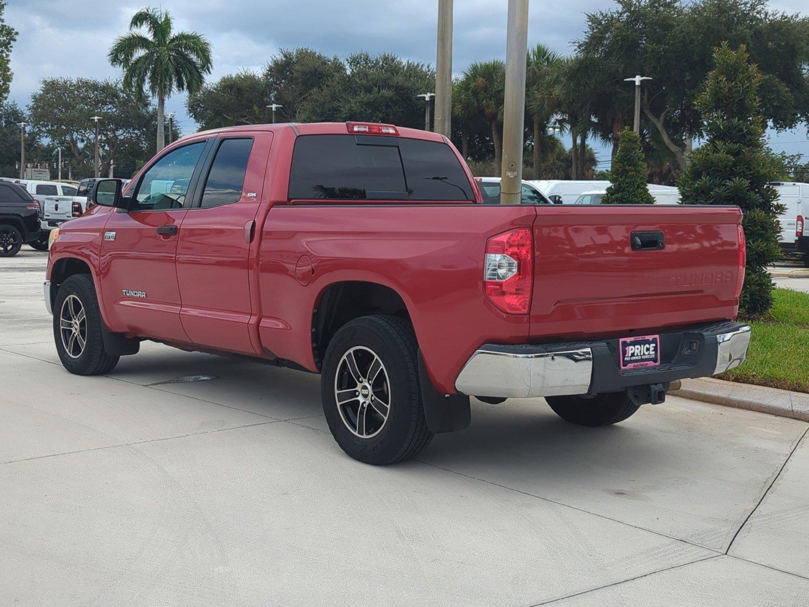 2014 Toyota Tundra 2WD Truck Vehicle Photo in Pembroke Pines, FL 33027