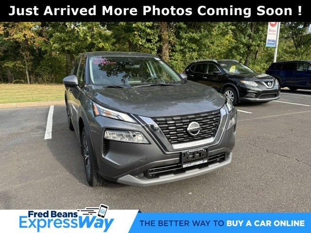 2021 Nissan Rogue Vehicle Photo in Doylestown, PA 18901