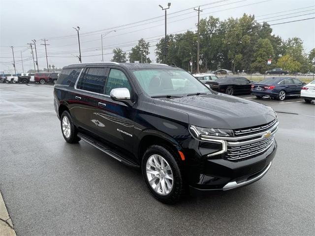 2022 Chevrolet Suburban Vehicle Photo in ALCOA, TN 37701-3235