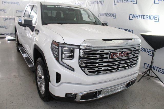 2024 GMC Sierra 1500 Vehicle Photo in SAINT CLAIRSVILLE, OH 43950-8512