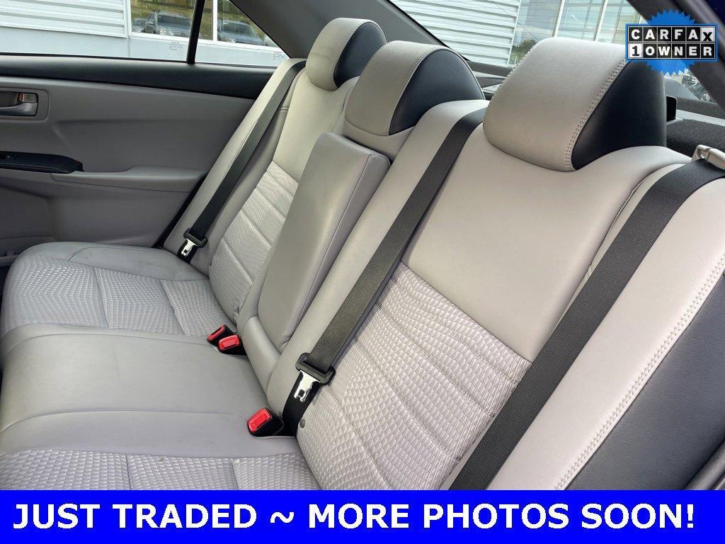 2015 Toyota Camry Vehicle Photo in Plainfield, IL 60586