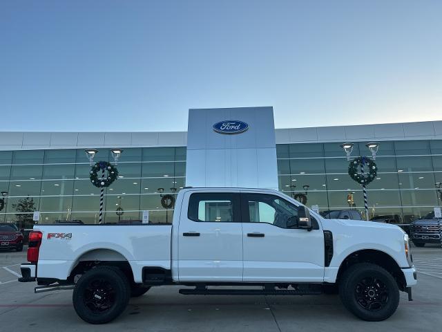 2024 Ford Super Duty F-250 SRW Vehicle Photo in Terrell, TX 75160