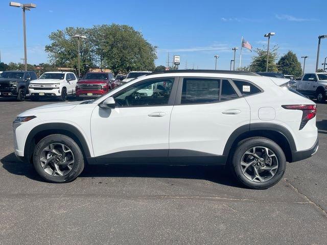 2025 Chevrolet Trax Vehicle Photo in GREELEY, CO 80634-4125