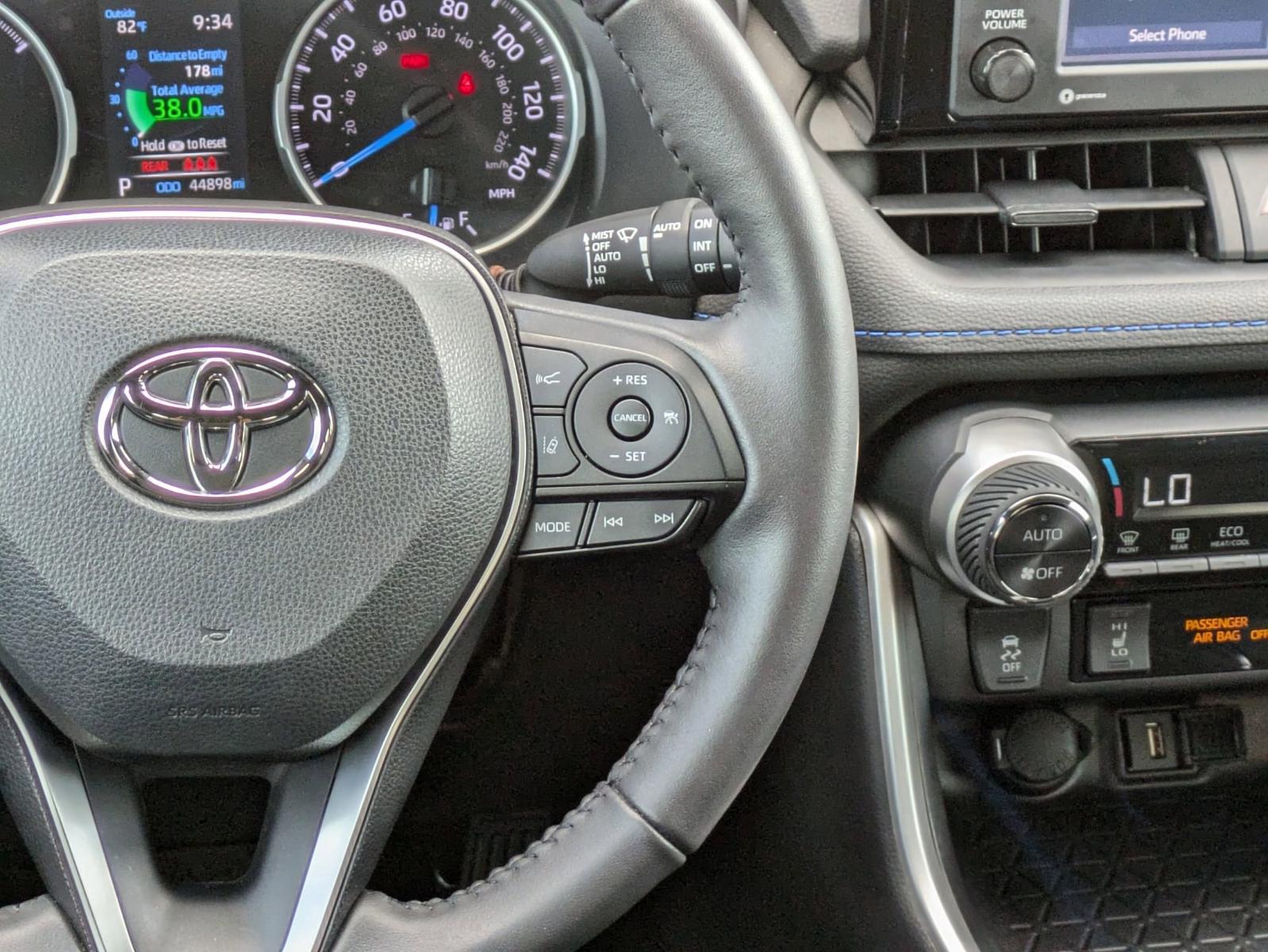 2022 Toyota RAV4 Vehicle Photo in Seguin, TX 78155