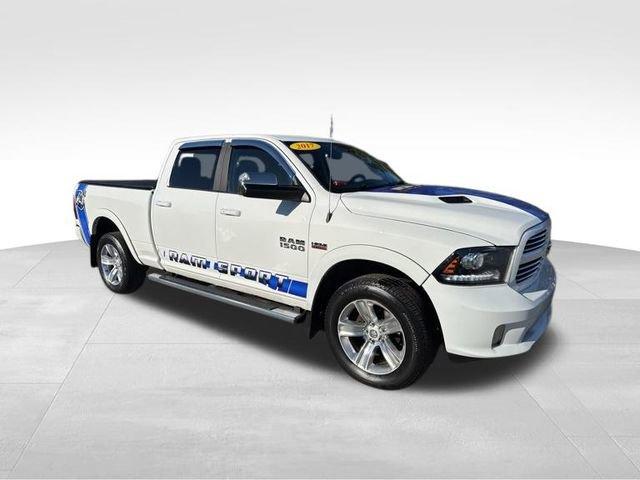 2017 Ram 1500 Vehicle Photo in MEDINA, OH 44256-9631