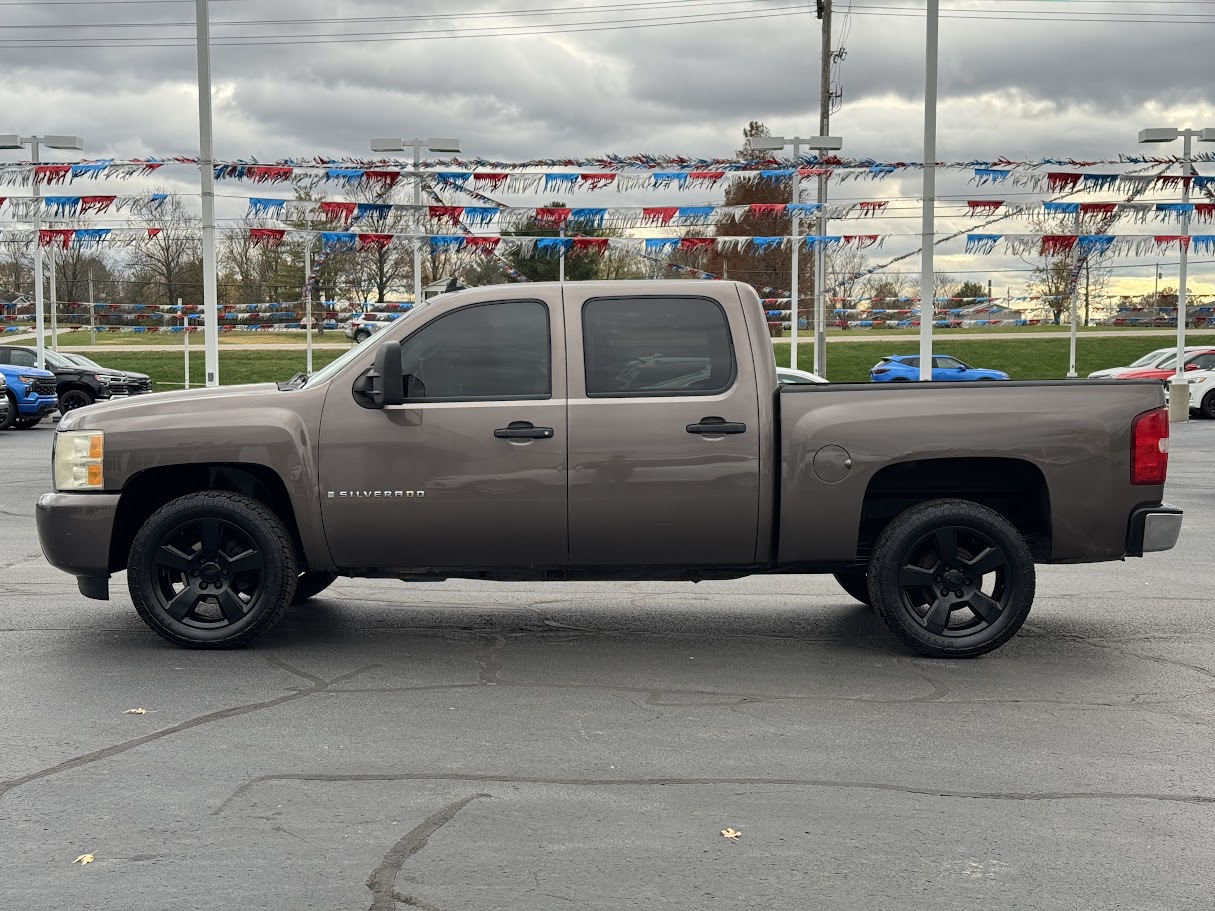 2008 Chevrolet Silverado 1500 Vehicle Photo in BOONVILLE, IN 47601-9633