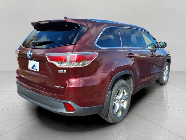 2015 Toyota Highlander Hybrid Vehicle Photo in Oshkosh, WI 54904