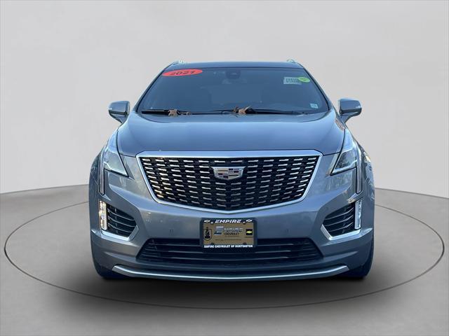 Used 2021 Cadillac XT5 Premium Luxury with VIN 1GYKNDRS1MZ229160 for sale in Huntington, NY