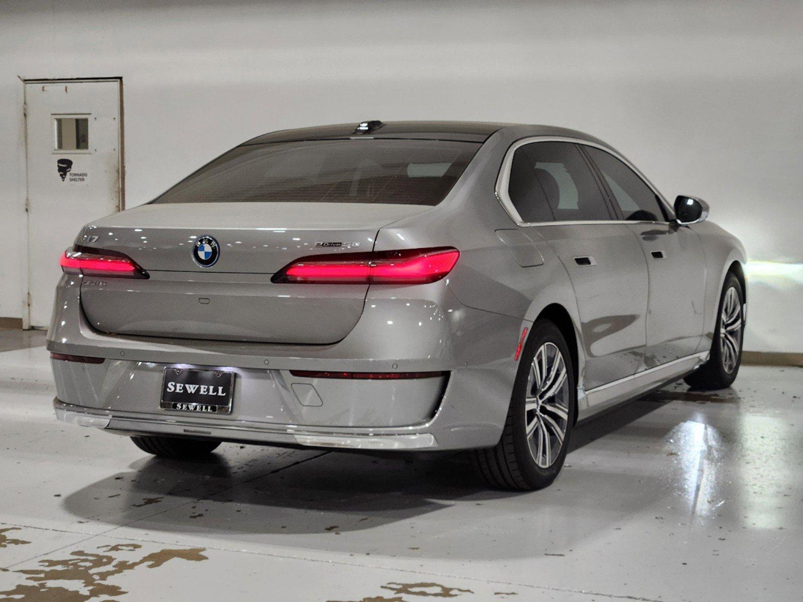 2024 BMW i7 Vehicle Photo in GRAPEVINE, TX 76051