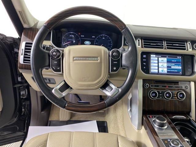 2015 Land Rover Range Rover Vehicle Photo in MEDINA, OH 44256-9001