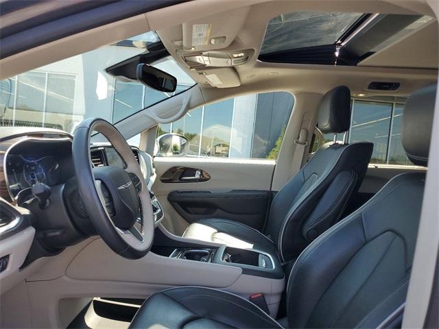 2021 Chrysler Pacifica Vehicle Photo in GRAND BLANC, MI 48439-8139