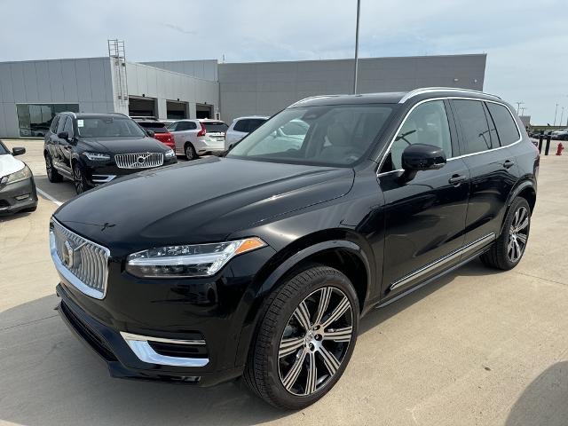 2025 Volvo XC90 Vehicle Photo in Grapevine, TX 76051