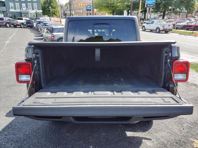 2020 Jeep Gladiator Vehicle Photo in INDIANA, PA 15701-1897