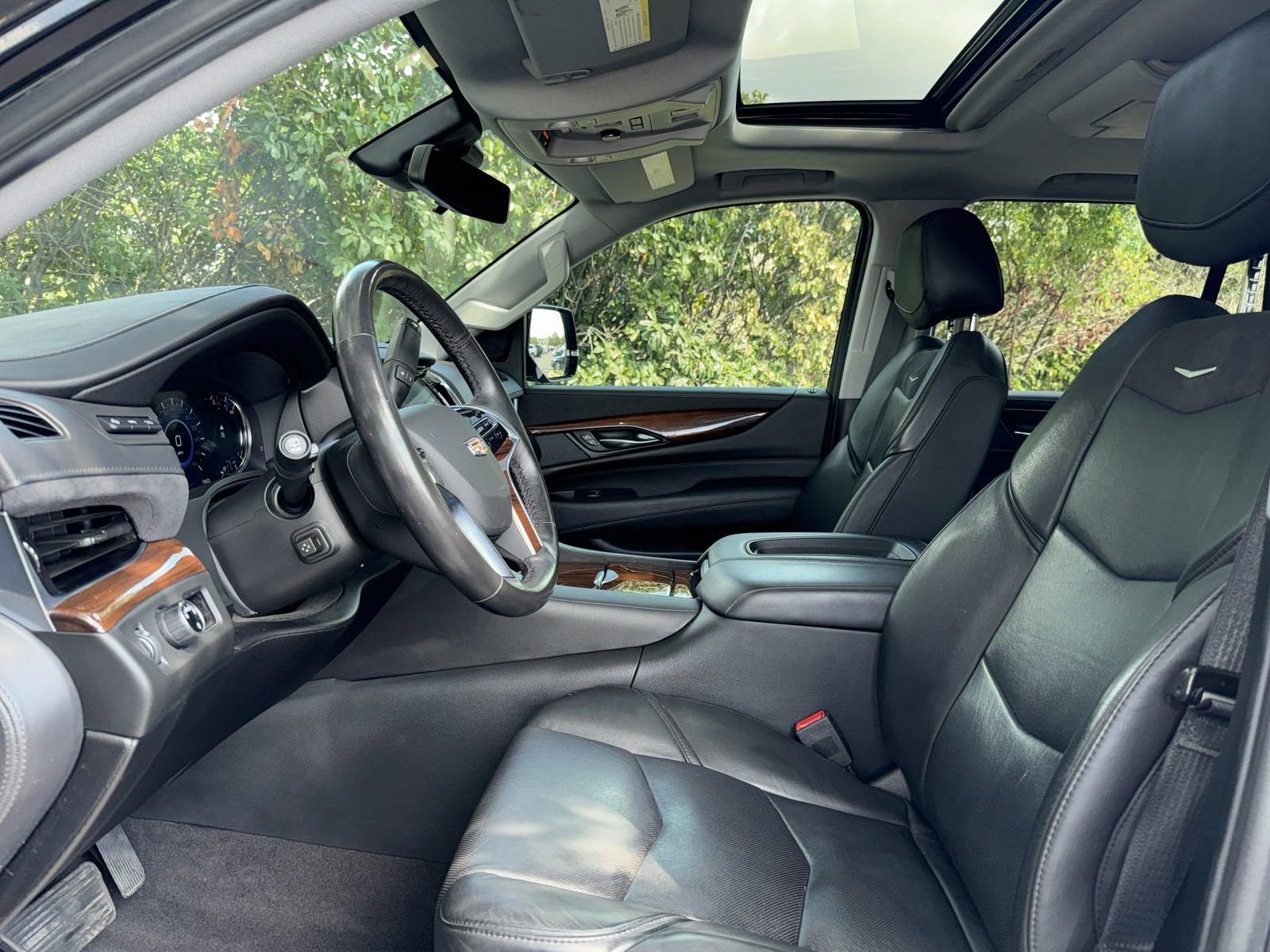 2020 Cadillac Escalade Vehicle Photo in DALLAS, TX 75209-3016