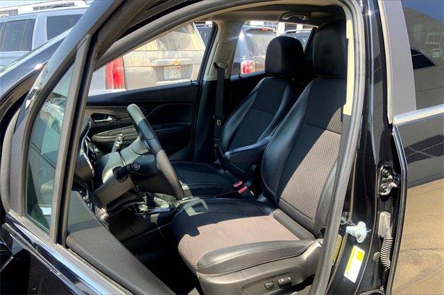 2021 Buick Encore Vehicle Photo in TOPEKA, KS 66609-0000