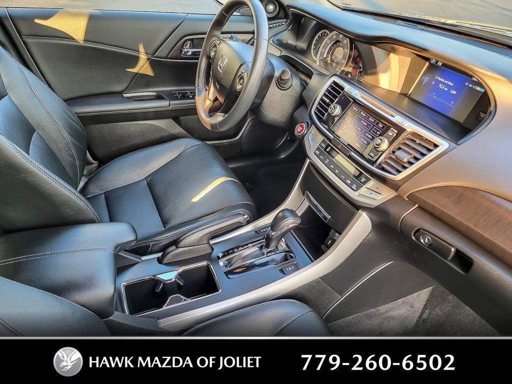 2015 Honda Accord Sedan Vehicle Photo in Saint Charles, IL 60174