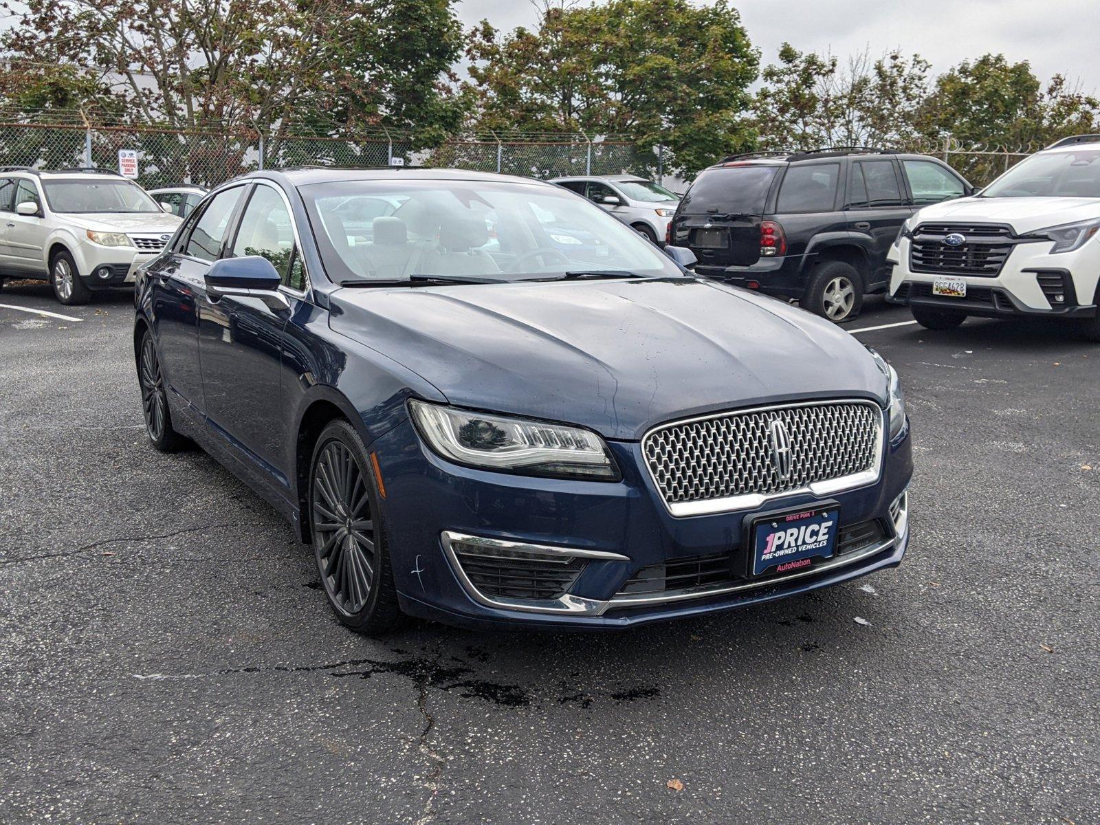 2017 Lincoln MKZ Vehicle Photo in Cockeysville, MD 21030