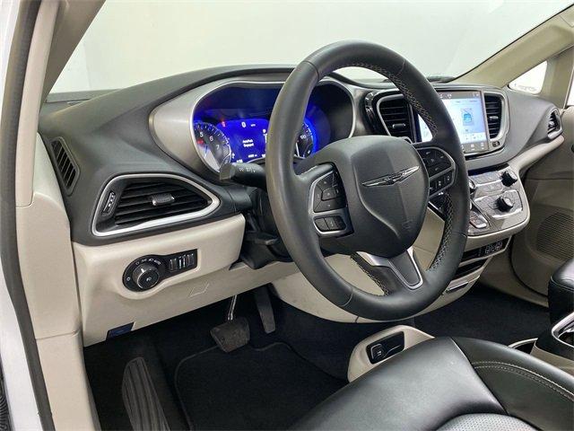 2023 Chrysler Pacifica Vehicle Photo in PORTLAND, OR 97225-3518