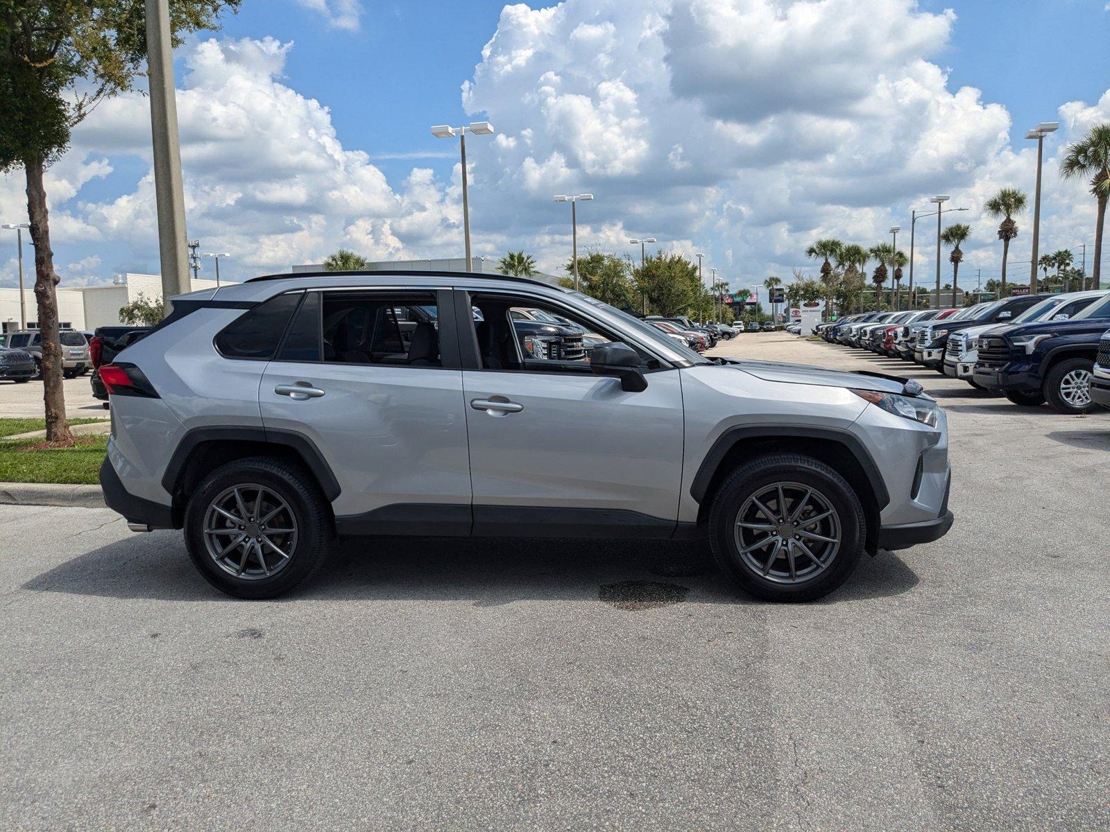 2020 Toyota RAV4 Vehicle Photo in Winter Park, FL 32792