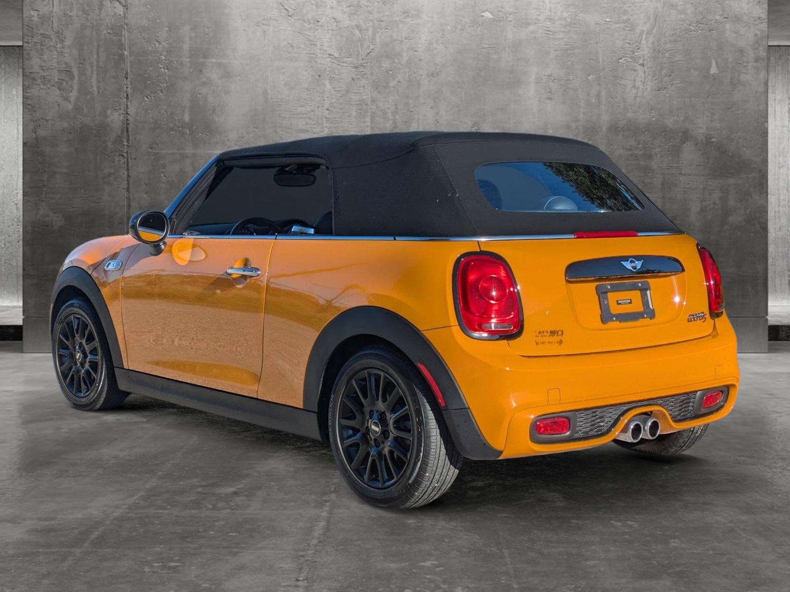 2017 MINI Cooper S Convertible Vehicle Photo in Sarasota, FL 34231