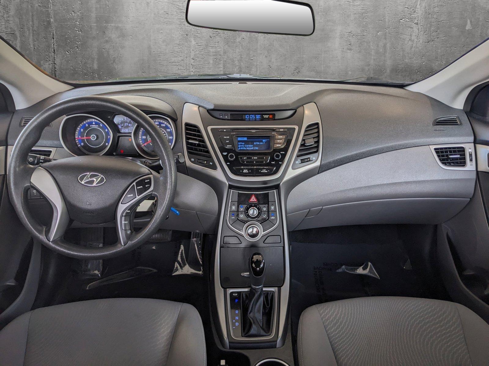 2016 Hyundai ELANTRA Vehicle Photo in PEMBROKE PINES, FL 33024-6534