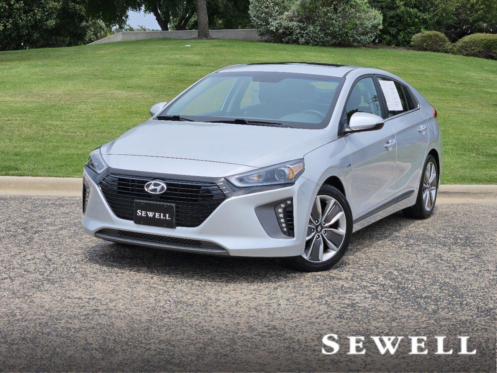 2017 Hyundai IONIQ Hybrid Vehicle Photo in FORT WORTH, TX 76132